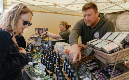 Trader applications open for Bishop Food Festival